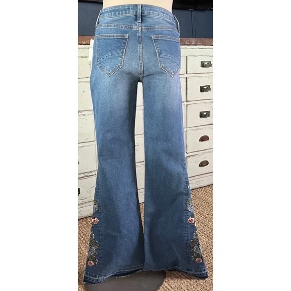 Anthropologie Driftwood Embroidered Flare Jeans Size 26 - Picture 10 of 14